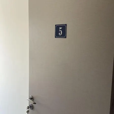 Apartment Unique Center Rooms, 150m From Chabad Lubavitch