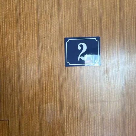 Unique Center Rooms, 150m From Chabad Lubavitch Apartment