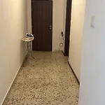 Apartment Unique Center Rooms, 150m From Chabad Lubavitch *