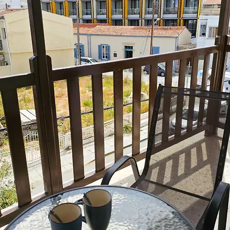 Unique Center Rooms, 150m From Chabad Lubavitch Apartment *