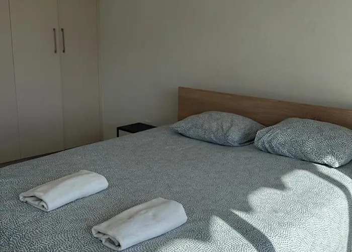 Unique Center Rooms, 150m From Chabad Lubavitch Apartamento Lárnaca